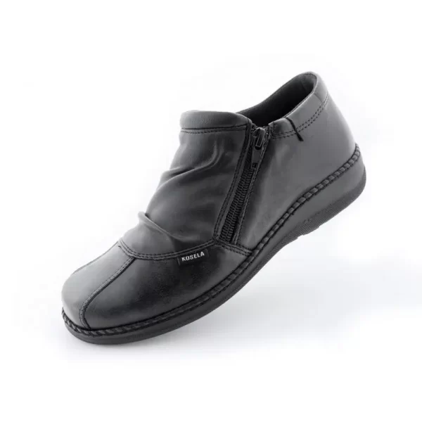 Czarne buty zdrowotne damskie tęgość H KOSELA z dwoma bocznymi zamkami.